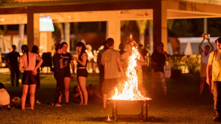 Luau 4 Elements by Sanma